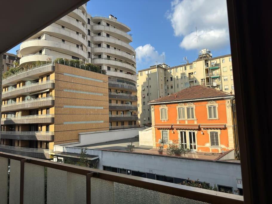 Dolce Repubblica Apartment Milan Exterior photo